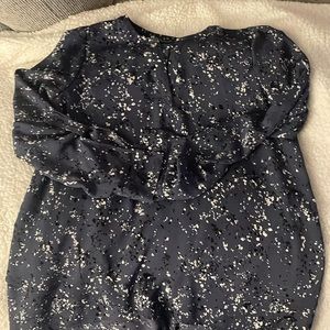 Simply Vera Vera wang blouse never worn